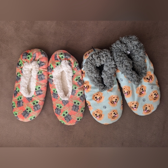 Cozy Women's Slippers - One Size Fits From 5-11 2 Pairs - Picture 1 of 7
